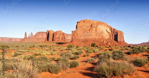 Monument Valley Rocks, Arizona © pettys