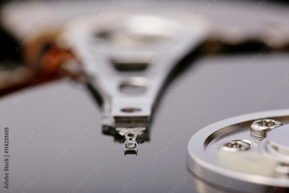 Computer hard drive data storage technology Computer hard drive data storage technology