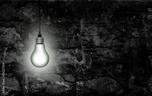Licht ins Dunkel