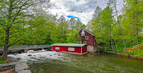 Keuken achterwand Molens Watermolen museum aan Vaaksynjoki rivier  © Igor Groshev