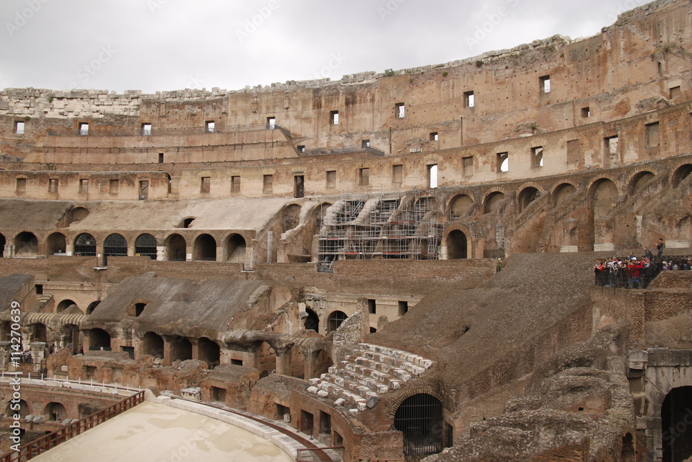 Amphithéâtre du Colisée à Rome, Italie