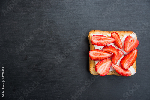 toast with feta and strawberries