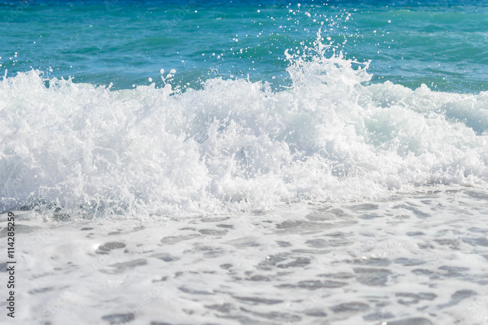 Fototapeta premium waves of the seafoam