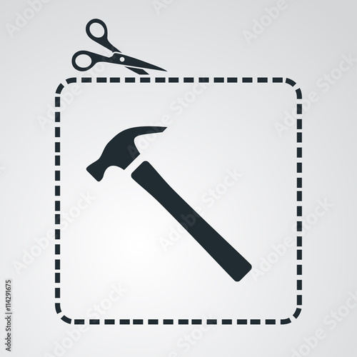 Icono plano tijeras cortando cupón con martillo en fondo degradado