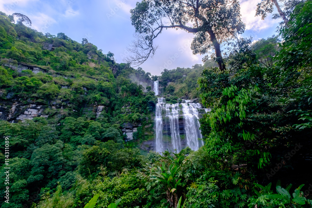 tad(Waterfall) Khamude Ban NungLung, Pakse, Laos