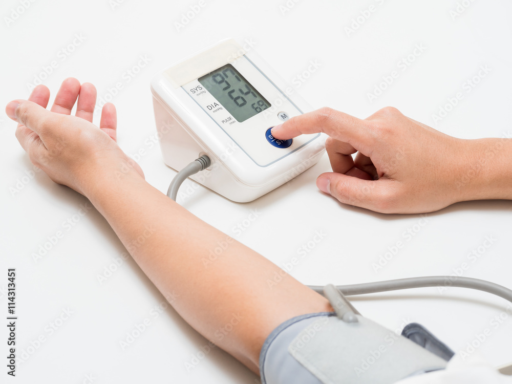 measuring blood pressure with digital equipment measuring blood pressure with digital equipment