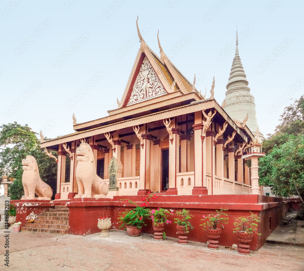 Wat Phnom in Phnom Penh