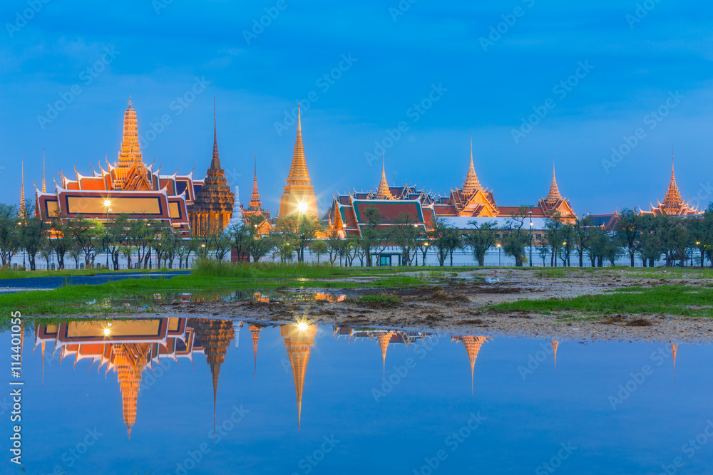 Royal palace reflect on water at dust. This place is landmark in bangkok, Thailand.