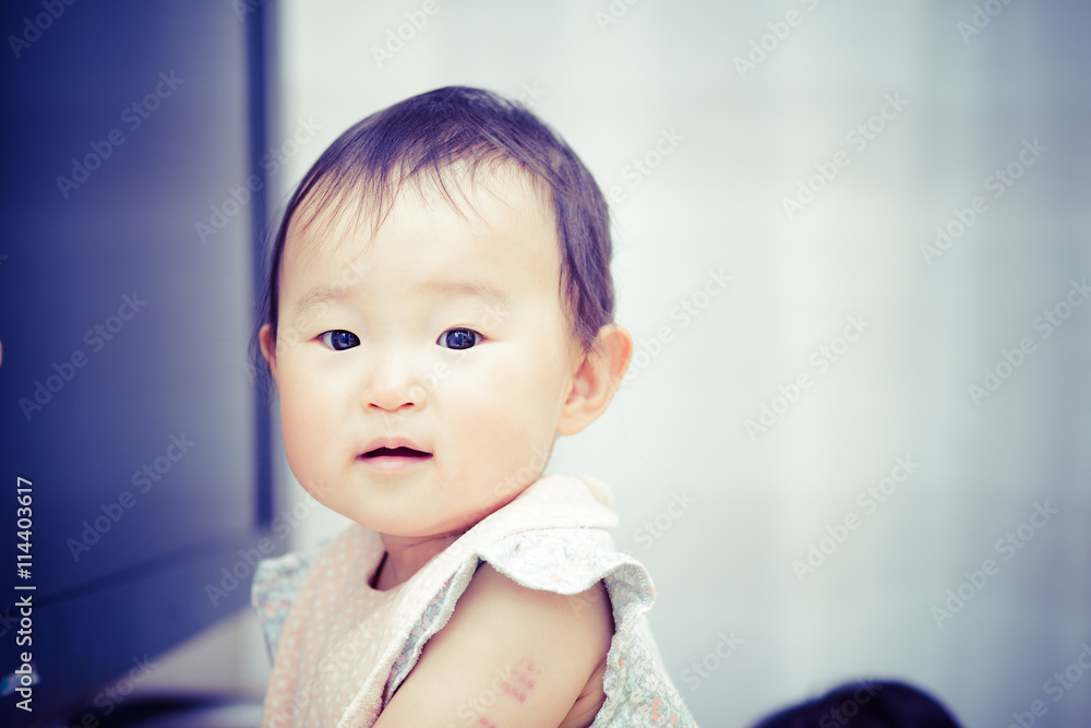 かわいい赤ちゃん 笑顔 Stock 写真 Adobe Stock かわいい赤ちゃん 笑顔 Stock 写真 Adobe Stock
