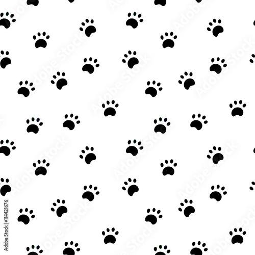 Seamless pattern with paw isolated on white background.