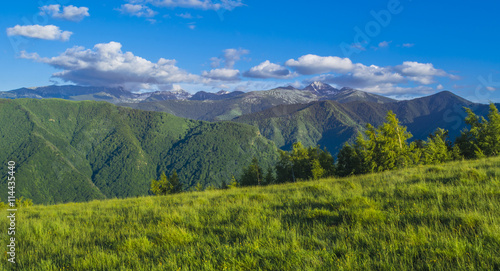 Mountain range © Gabriel_Coroiu