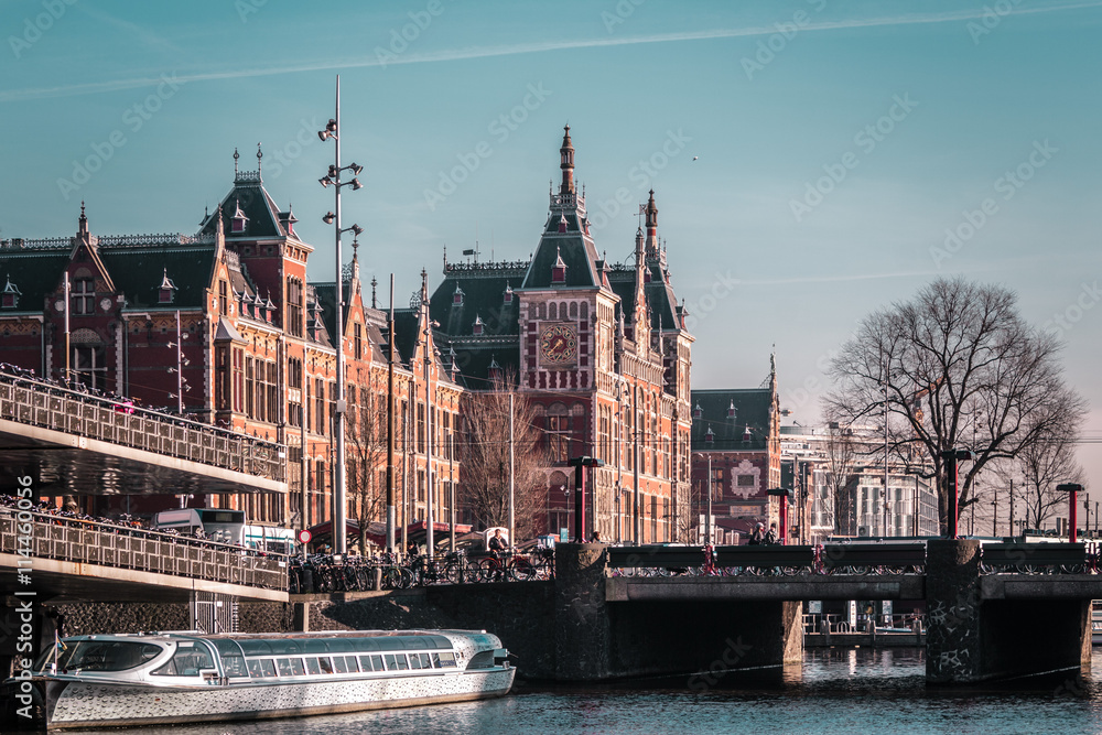 Obraz premium Buildings and Streets in Amsterdam, Netherlands