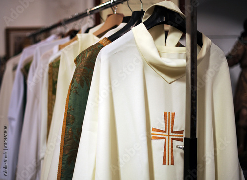 Schilderij op canvas Casullas, vestimenta sacerdotal
