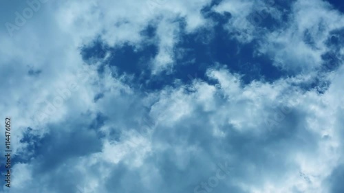 エコイメージ・流れる雨雲