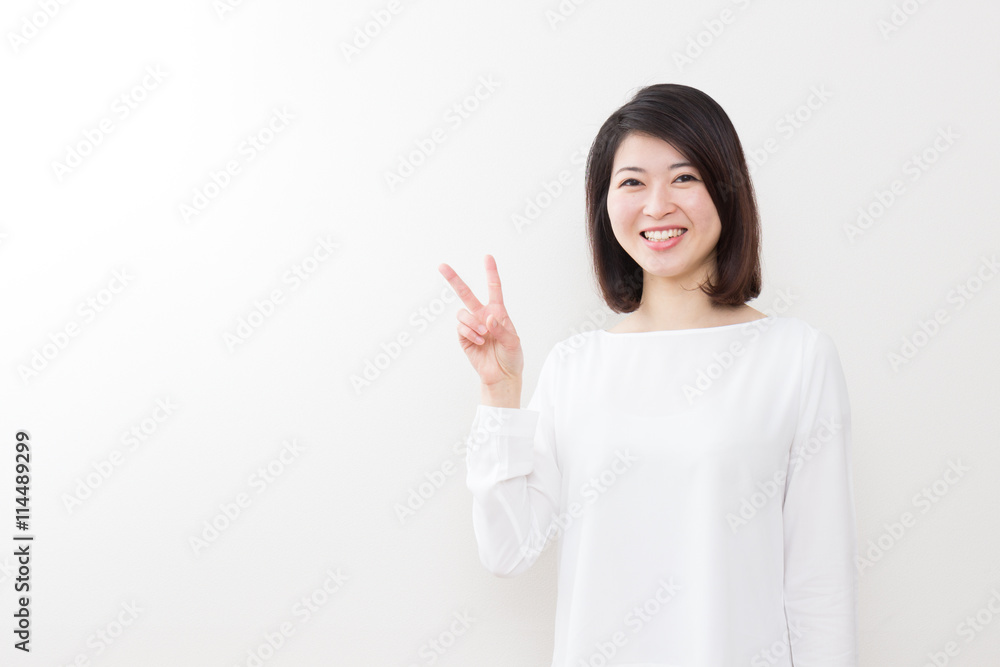 若い女性 若い女性
