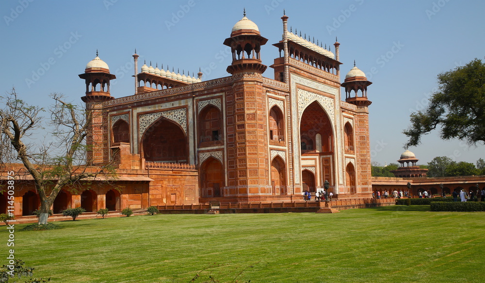 Red, Royal entrance to Taj Mahal