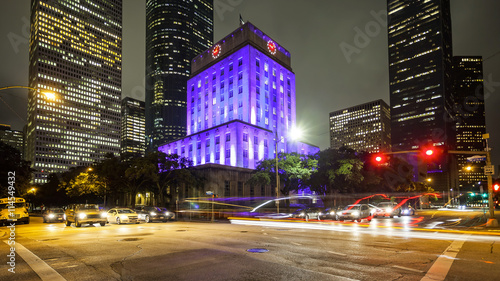 Obraz na płótnie Houston City Hall & Traffic at Night in Downtown Houston, Texas w salonie
