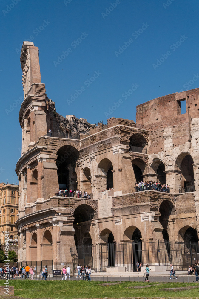 Teilansicht des Kolosseum in Rom