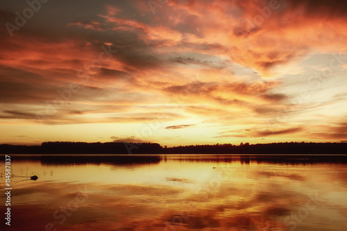 Lake sunset © kasjato