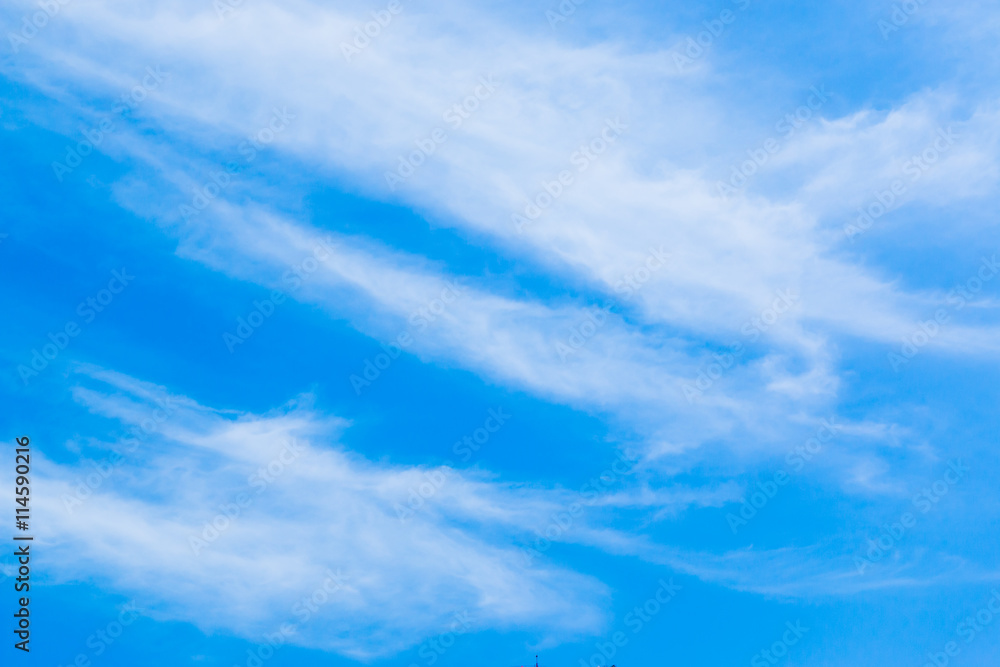 Obraz premium Soft white clouds and bright sky blue.