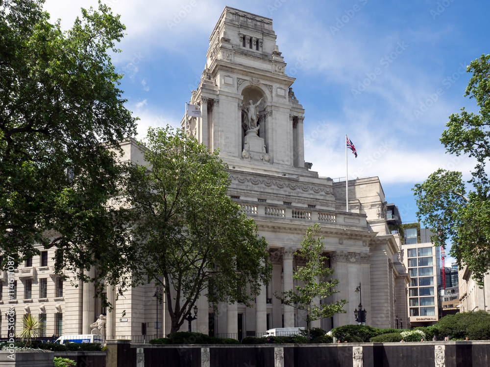 Obraz premium Former Port of London Authority Building 10 Trinity Square in L