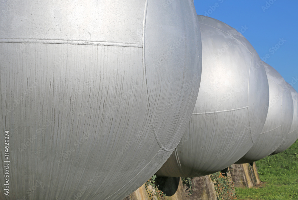 gas tank for the storage of flammable propane gas gas tank for the storage of flammable propane gas