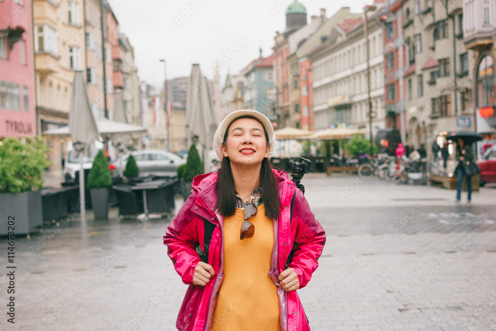 Fototapeta premium Happiness in the city