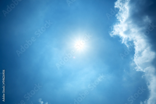 Fototapeta Naklejka Na Ścianę i Meble -  blue sky and sun