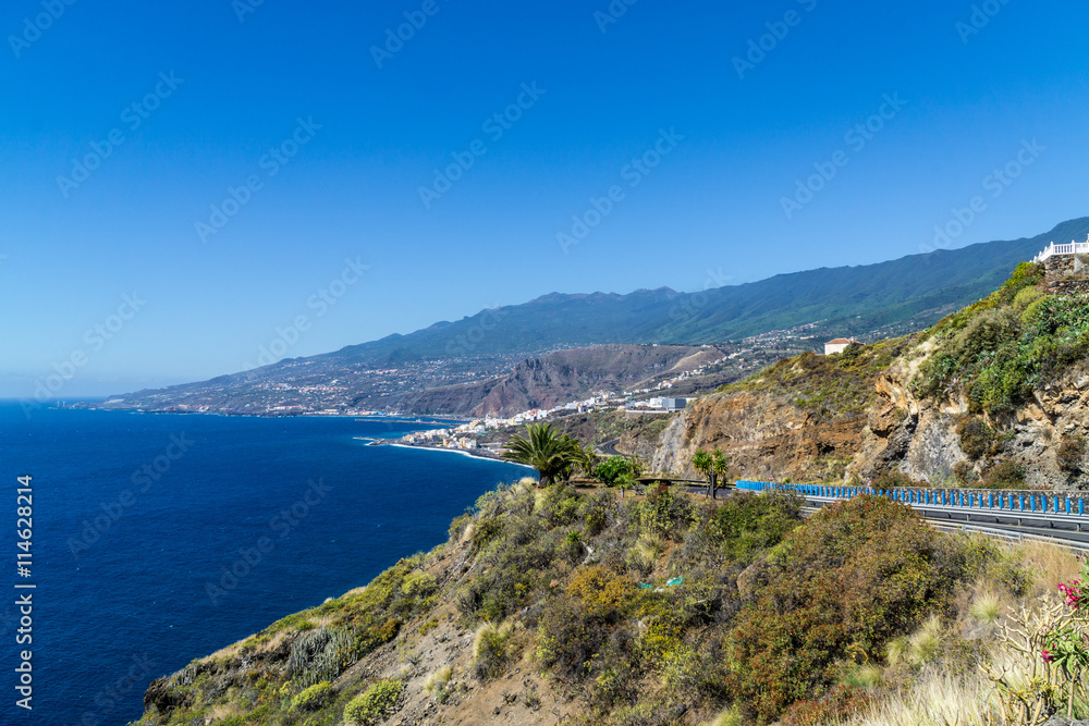 Ausblick auf Santa Cruz de la Palma
(Kanarische Inseln)