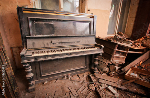 Piano in the abandoned mansion