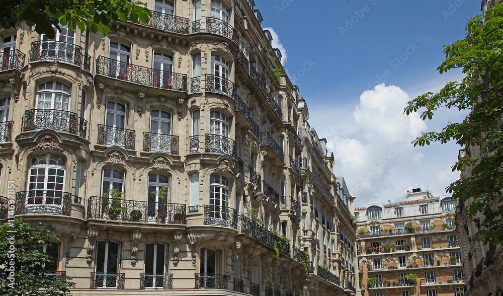 Fototapeta premium Immeuble parisien