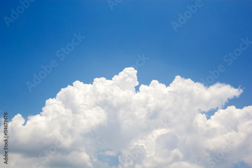 clouds in the blue sky