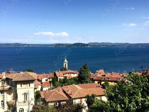 Il Lago Maggiore da Belgirate photo