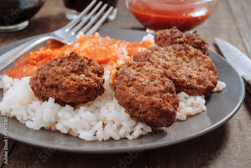 rice with tomato and meat balls