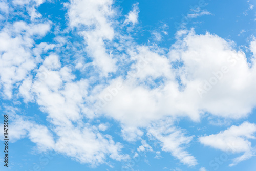Fototapeta Naklejka Na Ścianę i Meble -  blue sky with cloud