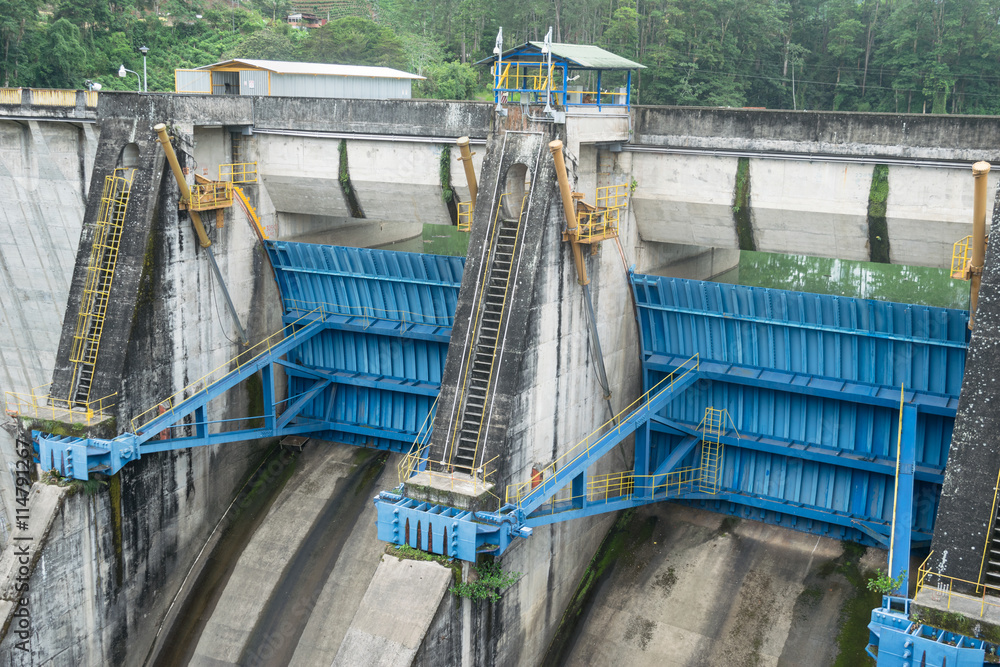 Fototapeta premium Dam represa cachi costa rica