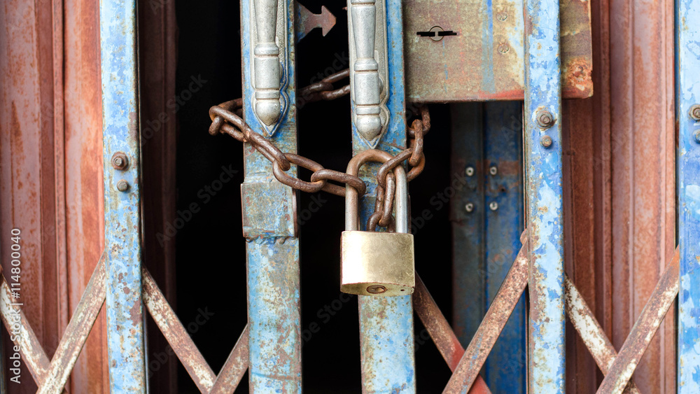 Old Chain Steel door lock and gold master key Old Chain Steel door lock and gold master key