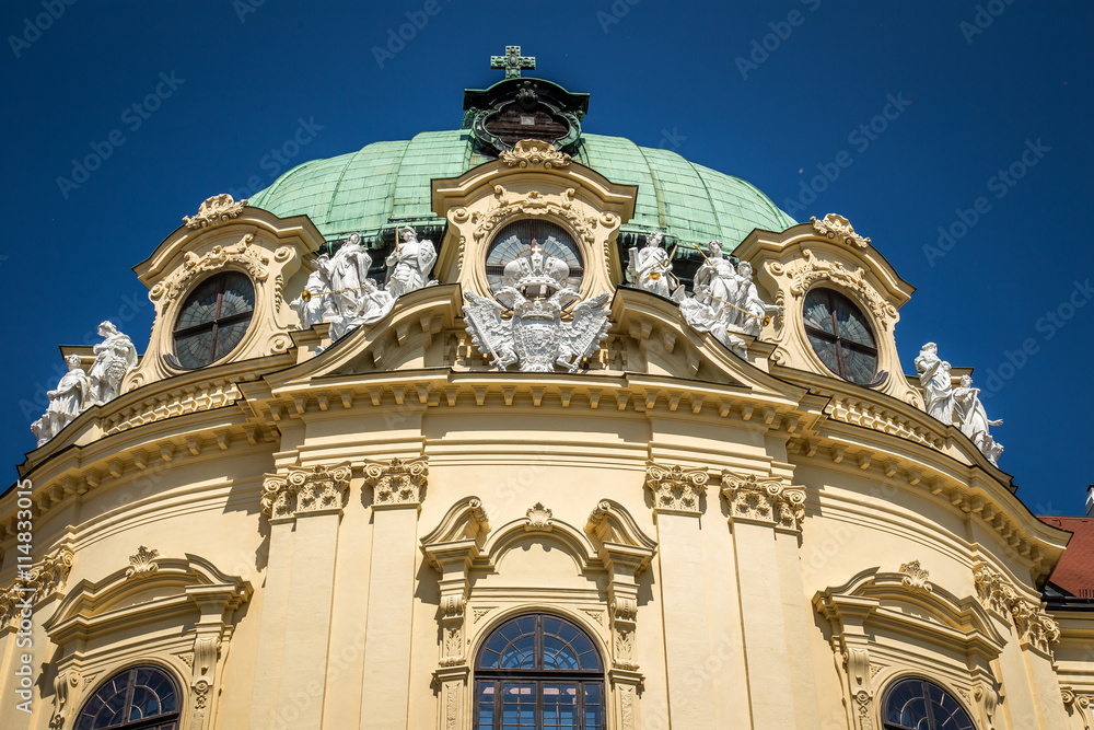Kuppel der Ostfassade am Stift Klosterneuburg in Wien, Vienna