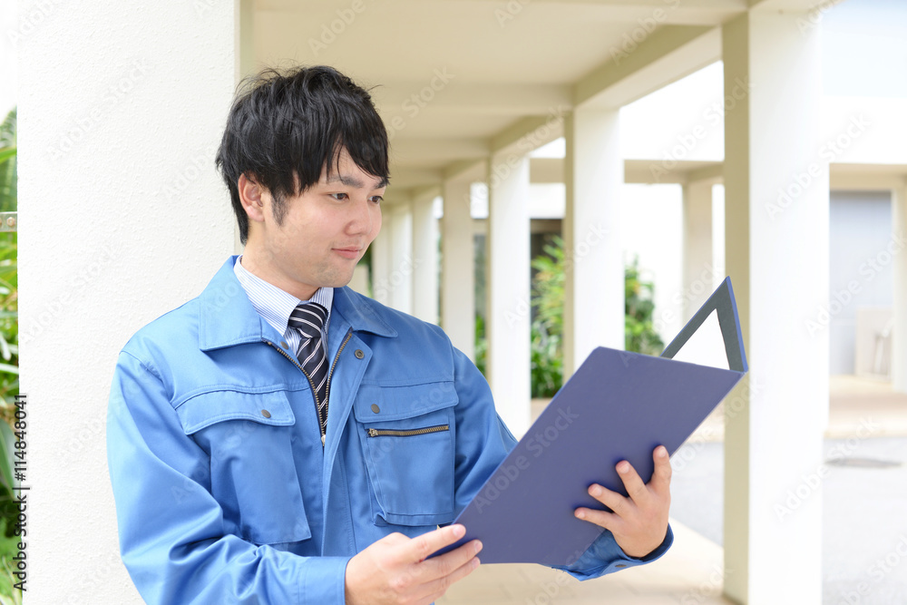 笑顔の作業員 笑顔の作業員