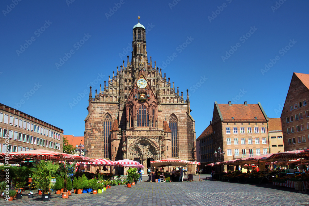 Nürnberg, Hauptmarkt mit Frauenkirche