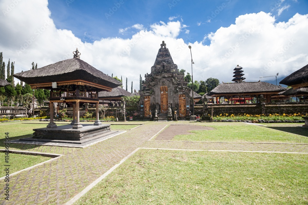 Holiday in Bali, Indonesia - Ulundanu Temple and Lake Beratan Holiday in Bali, Indonesia - Ulundanu Temple and Lake Beratan