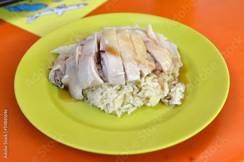 Foto Hainanese Chicken Rice (steamed chicken with rice)
