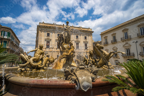 Fontana di Diana in Piazza Archimede, Siracusa, Sicily, Italy