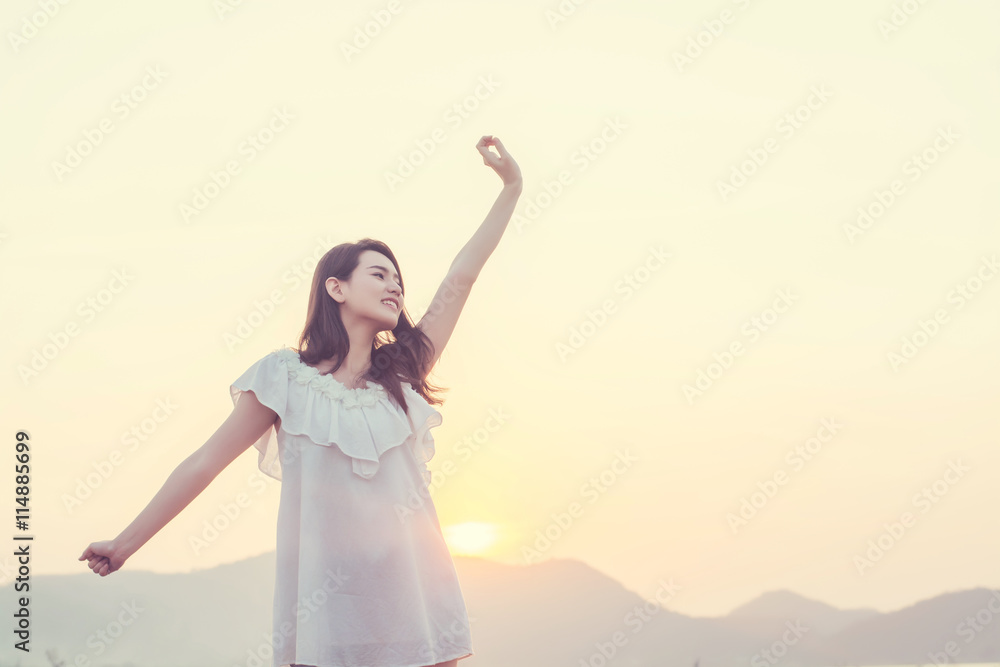 Beauty Girl Outdoors enjoying nature. wake up in the morning wit Beauty Girl Outdoors enjoying nature. wake up in the morning wit