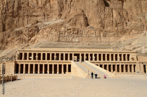 Der Tempel der Hatschepsut in Ägypten photo