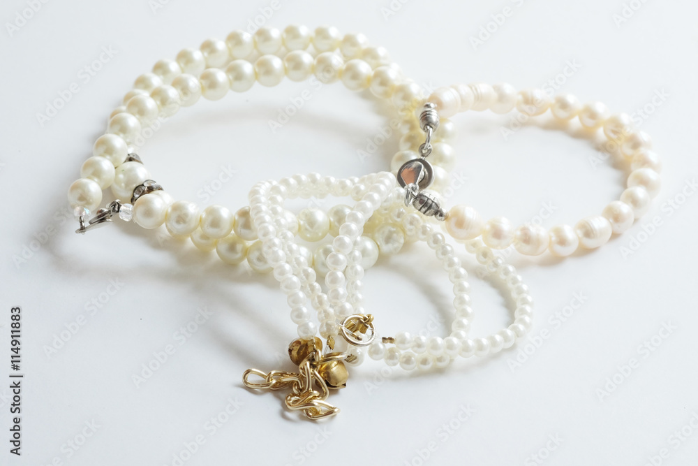 pearl Jewelry on white background
pearl Jewelry on white background