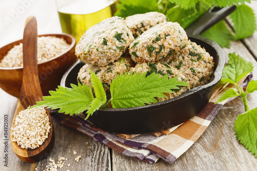 Cutlets with nettles