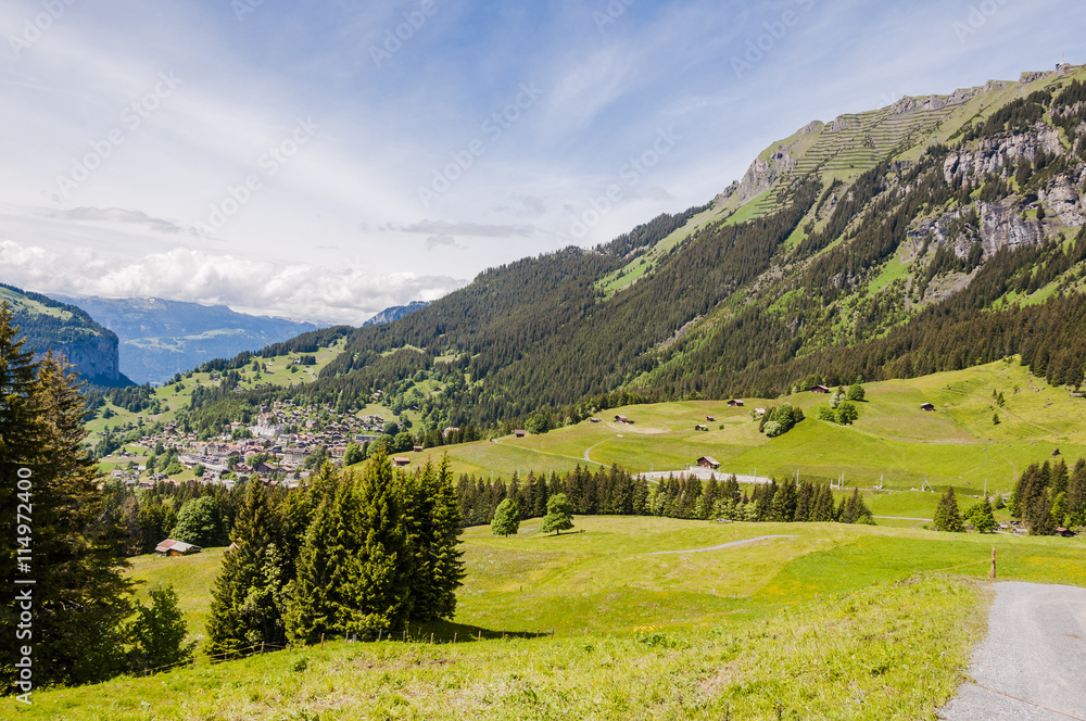 Wengen, Dorf, Bergdorf, Wengeneralp, Berner Oberland, Alpen, Schweizer Berge, Wanderweg, Wanderferien, Lauberhorn, Sommer, Schweiz Wengen, Dorf, Bergdorf, Wengeneralp, Berner Oberland, Alpen, Schweizer Berge, Wanderweg, Wanderferien, Lauberhorn, Sommer, Schweiz