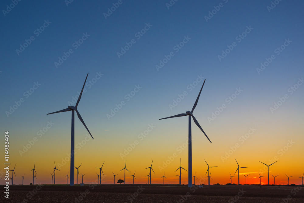 Wind turbines/Wind energy. Castilla-La Mancha, Spain, Europe.