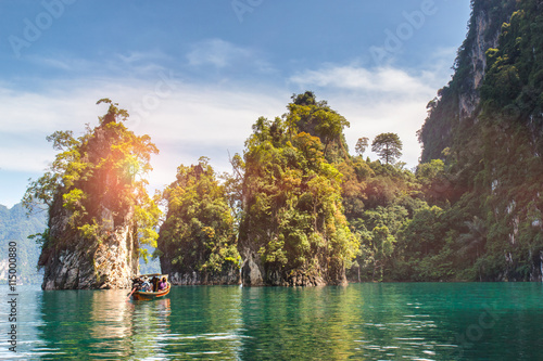 Fotografie Beautiful mountains lake river sky and natural attractions in Ratchaprapha Dam at Khao Sok National Park, Surat Thani Province, Thailand
